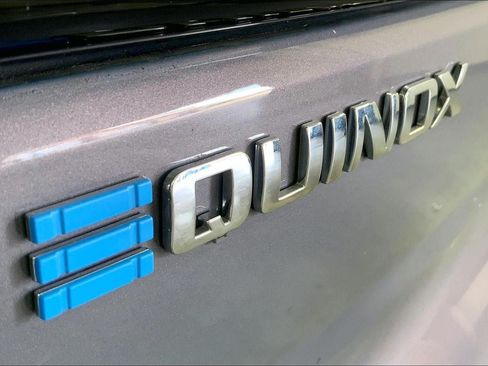 Used 2025 Chevrolet Equinox EV LT FWD image 8