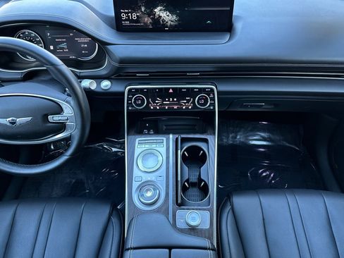 Used 2022 Genesis GV80 2.5T w/ Advanced Package 03 image 14