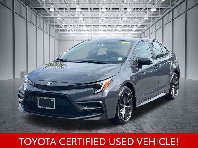 Certified 2026 Toyota Corolla SE w/ SE Package FWD image 4