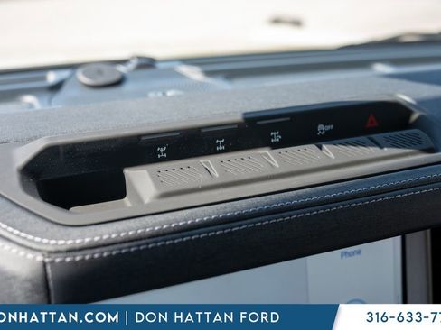 New 2026 Ford Bronco Outer Banks AWD/4WD image 9