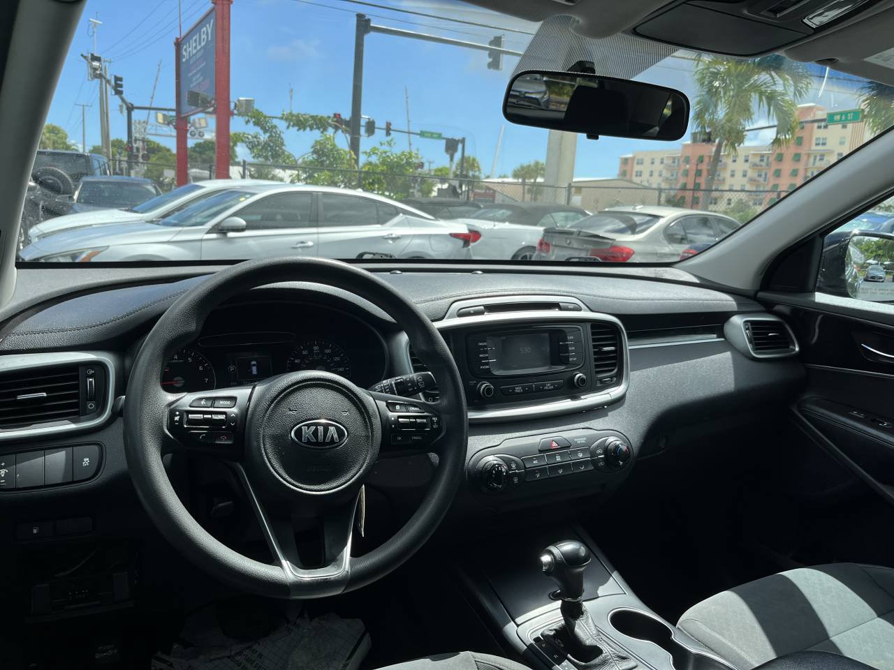 Used 2017 Kia Sorento FWD image 5