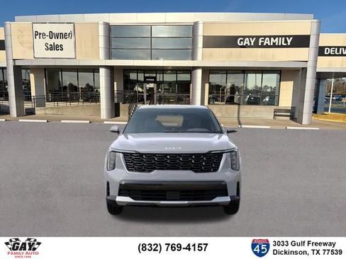 Certified 2026 Kia Sorento S FWD image 2