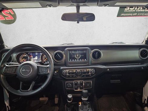 Used 2022 Jeep Wrangler Unlimited Sport AWD/4WD image 15