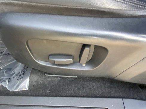 Used 2020 Land Rover Range Rover Evoque S image 7