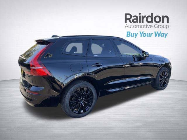 Used 2023 Volvo XC60 B5 Plus AWD/4WD image 7