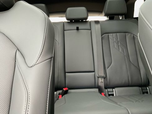 New 2026 BMW X3 xDrive30 w/ Premium Package image 12