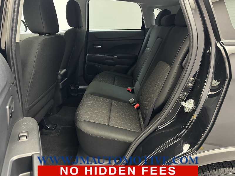 Used 2025 Mitsubishi Outlander Sport ES AWD/4WD image 14