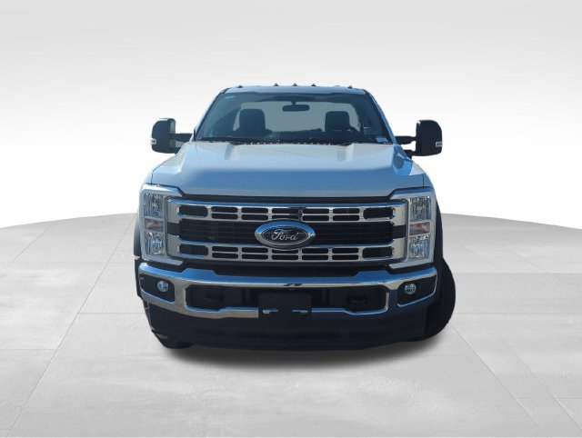 New 2026 Ford F550 4x4 Regular Cab Super Duty image 9