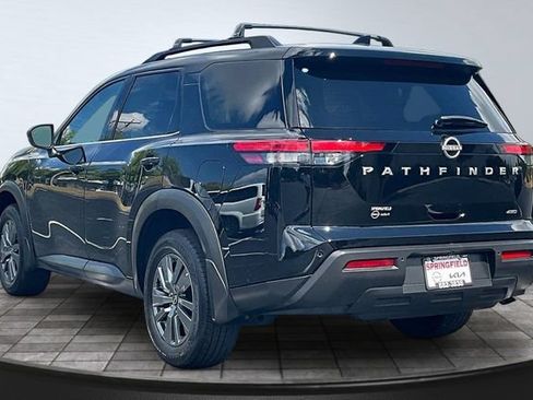 Used 2025 Nissan Pathfinder SV AWD/4WD image 4