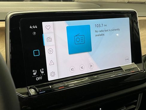 New 2026 Volkswagen Atlas SE image 27