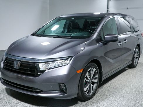 Used 2023 Honda Odyssey Touring image 35