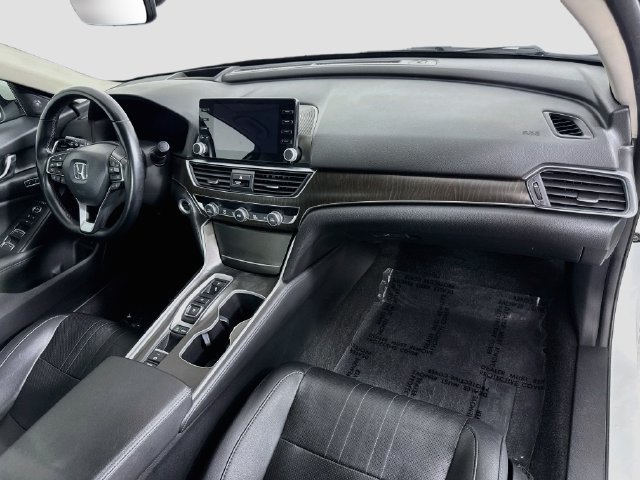 Used 2021 Honda Accord Touring image 30