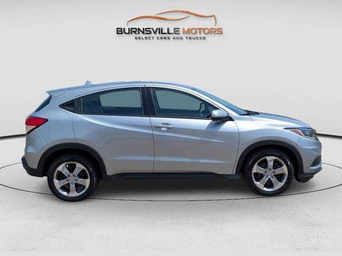 Used 2020 Honda HR-V LX image 8