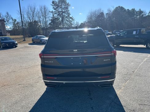 Used 2025 Buick Enclave Preferred image 6