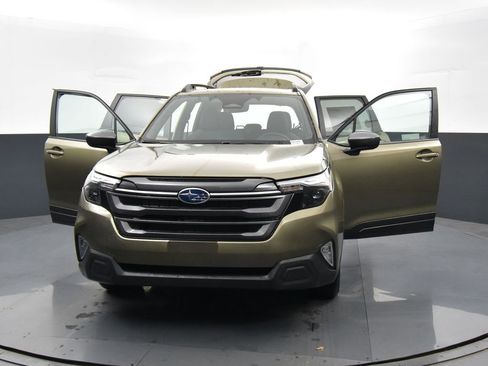 Used 2026 Subaru Forester Premium image 37