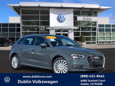 Used 2017 Audi A3 e-tron Premium Plus w/ Technology Package image 1