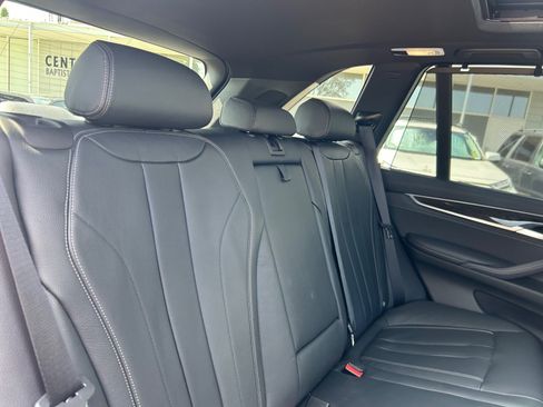 Used 2018 BMW X5 xDrive50i AWD/4WD image 23