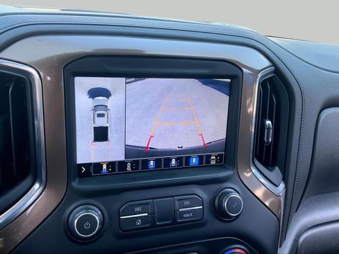 Used 2021 Chevrolet Silverado 1500 High Country w/ Technology Package AWD/4WD image 26