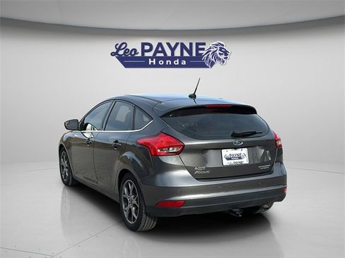 Used 2015 Ford Focus Titanium image 8