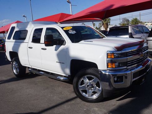 Used 2015 Chevrolet Silverado 2500 LT w/ LT Convenience Package RWD image 2