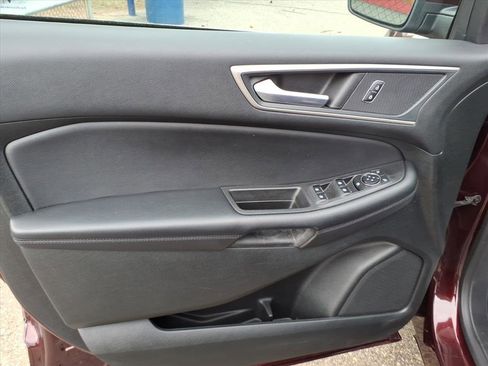 Used 2023 Ford Edge SEL w/ Convenience Package image 13