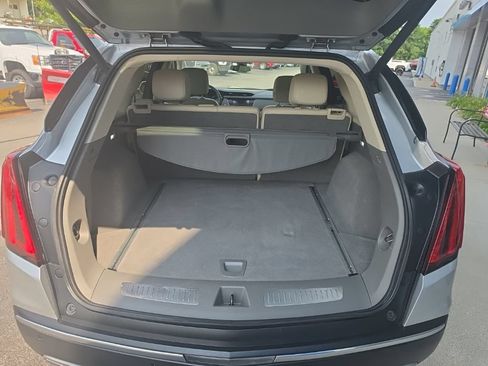 Used 2020 Cadillac XT5 Premium Luxury AWD/4WD image 14