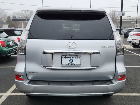 Used 2019 Lexus GX 460 Premium image 5