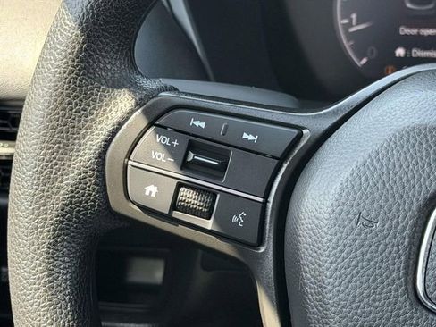 Used 2026 Honda HR-V LX image 18
