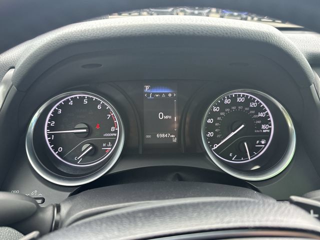 Used 2018 Toyota Camry SE FWD image 12