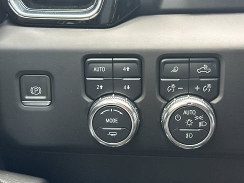 Used 2023 GMC Sierra 1500 Denali w/ Denali Reserve Package image 32