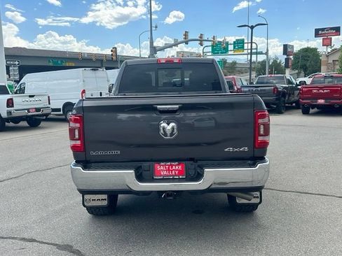 Used 2022 RAM 2500 Laramie w/ Cold Weather Group AWD/4WD image 6