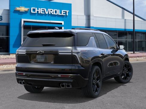 New 2026 Chevrolet Traverse RS w/ LPO, Floor Liner Package image 9