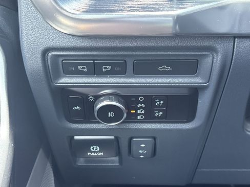 Used 2023 Ford F150 Lariat w/ Equipment Group 502A High AWD/4WD image 26