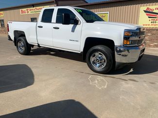 Used 2019 Chevrolet Silverado 2500 W/T image 1