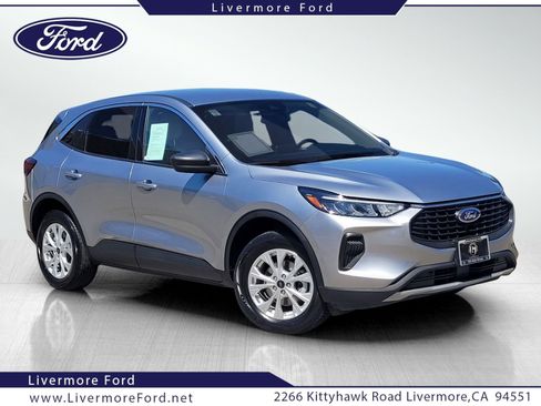Used 2024 Ford Escape Active AWD/4WD image 1