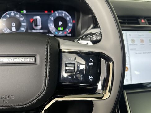 Used 2025 Land Rover Range Rover Velar S image 28