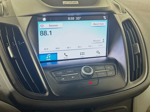 Used 2017 Ford Escape SE w/ SE Leather Comfort Package image 17