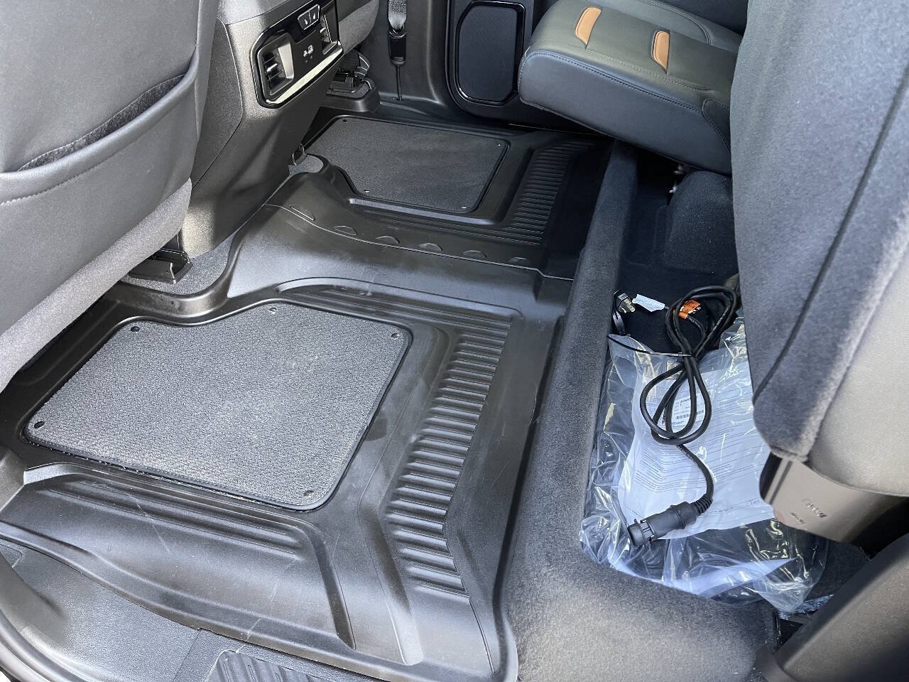 Used 2026 GMC Sierra 2500 AT4 AWD/4WD image 25