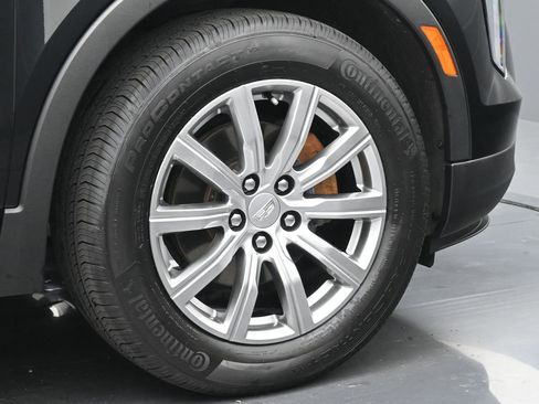 Used 2023 Cadillac XT4 Premium Luxury FWD image 6