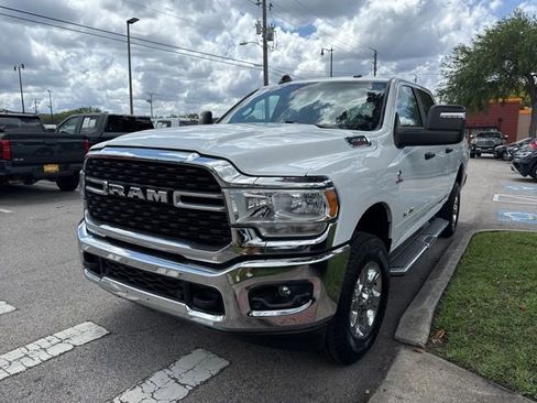 Used 2024 RAM 2500 Big Horn w/ Off Road Package AWD/4WD image 4