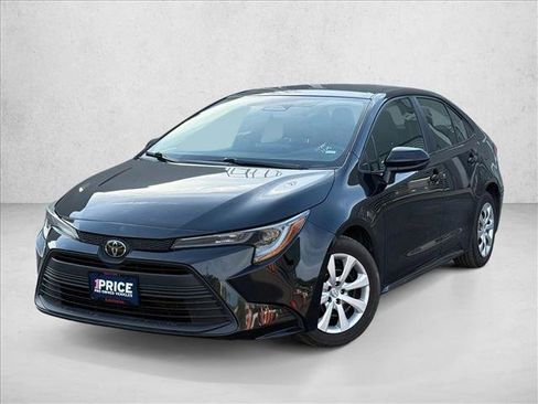 Used 2024 Toyota Corolla LE FWD image 6