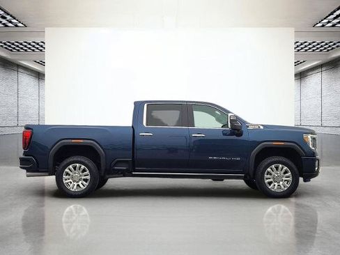 Used 2022 GMC Sierra 2500 Denali w/ Denali Ultimate Package AWD/4WD image 4