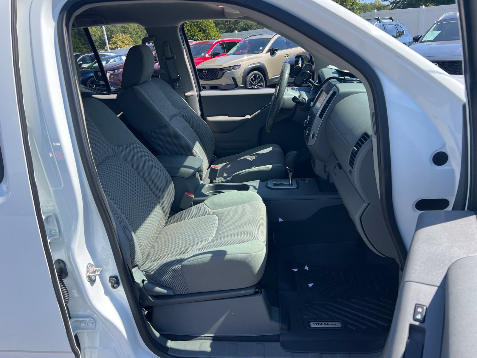 Used 2020 Nissan Frontier SV RWD image 27