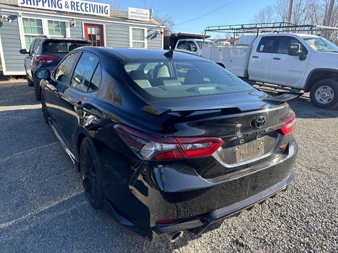 Used 2022 Toyota Camry TRD image 5