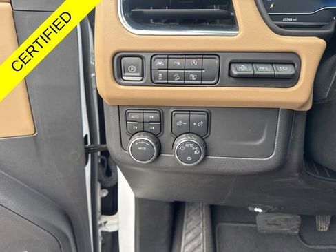 Used 2023 Chevrolet Tahoe Premier w/ Premium Package 2 AWD/4WD image 18