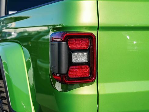 New 2026 Jeep Gladiator Sport image 7