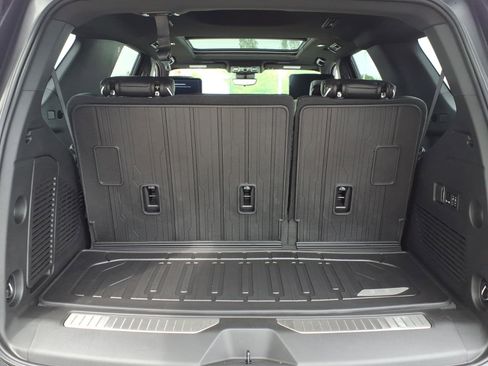 New 2026 GMC Yukon AT4 Ultimate AWD/4WD image 13