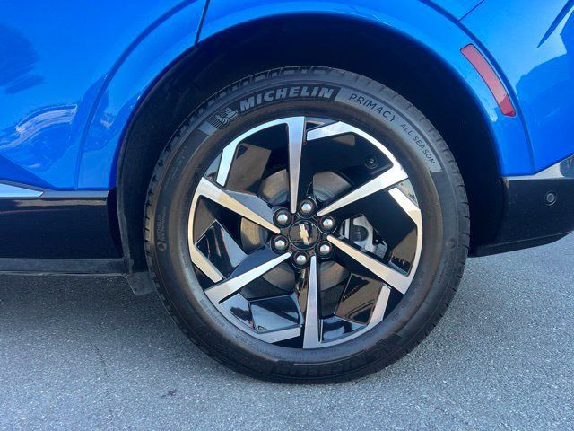 Used 2024 Chevrolet Equinox EV LT w/ Active Safety Package 3 AWD/4WD image 10