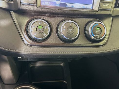 Certified 2016 Toyota RAV4 LE image 14