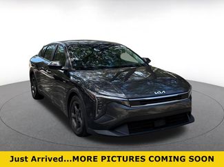Used 2025 Kia K4 FWD video 1